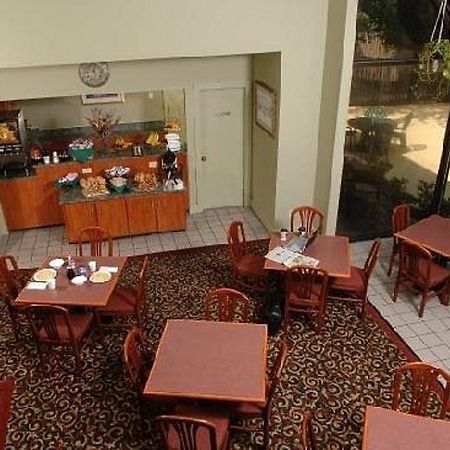 Huntsville Hotel & Suites Restaurante foto